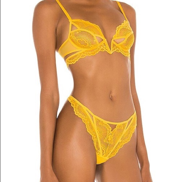 ❌SOLD❌ Thistle & Spire Kane Bra & Thong set - Picture 5 of 8